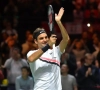 ? Federer kan het zelfs op zijn knieën