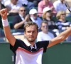 Daniil Medvedev en andere toptennisser laten zich van een slechte kant zien: ze reden 190 kilometer per uur op een baan waar maximum 110 kilometer per uur gereden mag worden