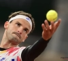 Dimitrov schakelt Thiem uit en bij de dames winnen Osaka en Serena driesetters