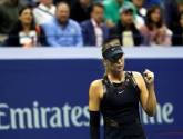Sharapova zet opmars verder en haalt halve finale