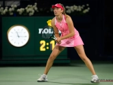 Elise Mertens redt drie matchballen en gaat via schitterende comeback naar halve finales in Dubai
