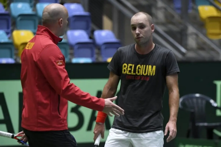 Ook Steve Darcis leeft mee met WK voetbal en heeft niet mis te verstane boodschap