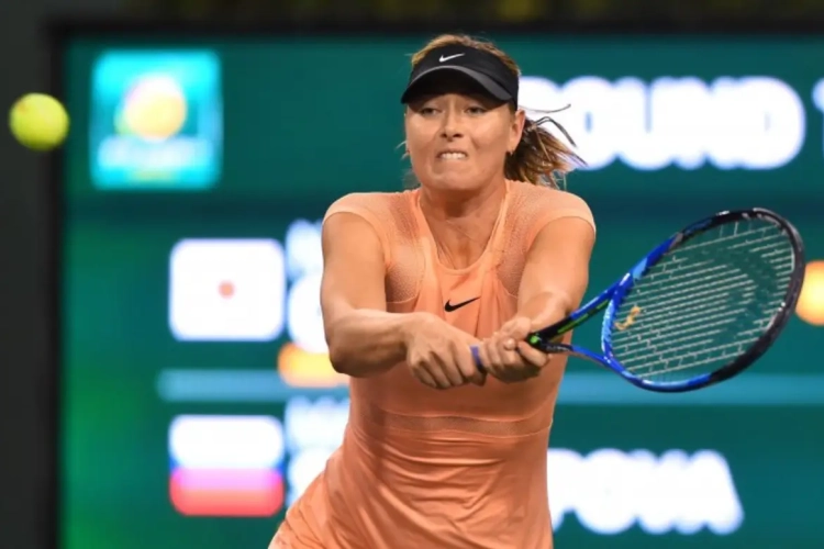 Oeps, Maria! Sharapova loopt al in eerste ronde van Indian Wells een serieus blauwtje