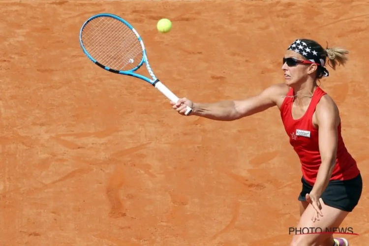 Flipkens kansloos onderuit tegen de zusjes Williams in het dubbel