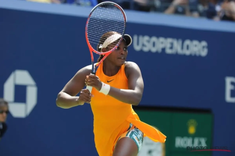 Nummer één bij de vrouwen uitgeschakeld, Stephens stoot wél door naar halve finales in Madrid