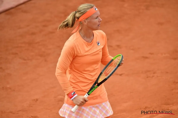 Op Roland Garros nog afgevoerd in rolstoel en geen deelname in Melbourne: Bertens zegt af voor Grand Slam